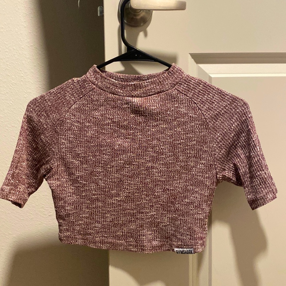 Cropped work out shirt